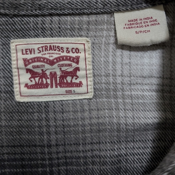 Levis Dylan Western Shirt Womens Small Relaxed Fit Gray Plaid Flannel Pearl Snap - Picture 3 of 10